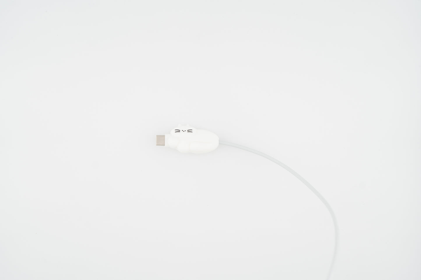 Herethere Bread Cat Cable Protect Cap